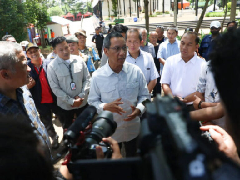Pj Gubernur Heru Inginkan Aktivasi Rutin dan Sejumlah Perbaikan di RTH Kalijodo