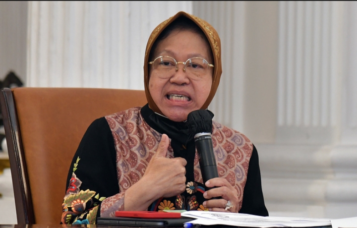 Tri Rismaharini (ist).