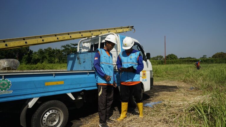 PLN Siap Suplai Listrik Andal Balapan Motocross Grand Prix Indonesia di NTB, Kampiunnews.com