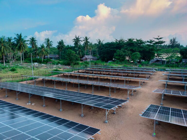 PLN Kembangkan PLTS di Sambas-Kalbar Perkuat Sistem Kelistrikan di Daerah Perbatasan, Kampiunnews.com