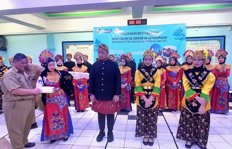 SMP Islam Al Azhar 10 Kembangan Jakbar Siap Kenalkan Budaya Tradisional RI di Polandia, Kampiunnews.com