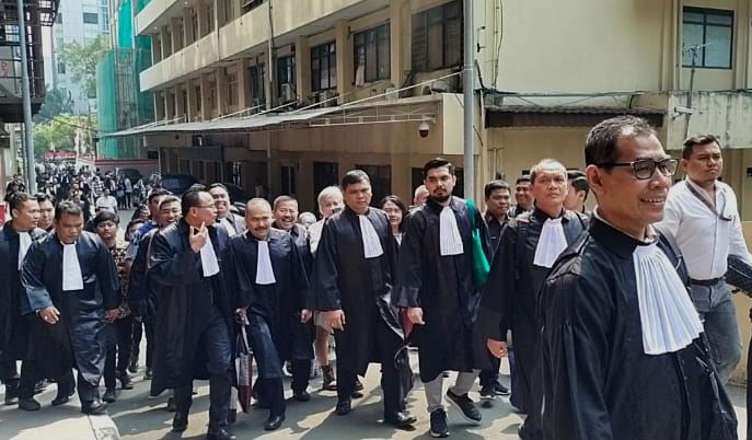 Ratusan Advokat Dampingi Pemeriksaan Kamaruddin Simanjuntak sebagai Tersangka Hoaks di Bareskrim, Kampiunnews.com