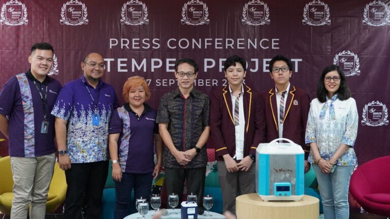 Kenalkan Mesin Pengolah Tempe ke Warga Eropa, 2 Siswa Binus School Bikin Bangga Indonesia, Kampiunnews.com