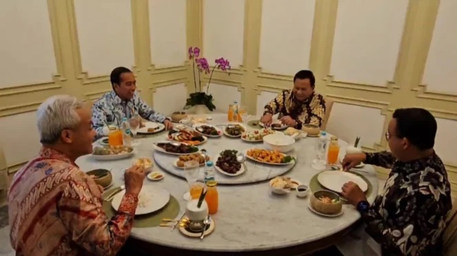 Presiden Jokowi Makan Siang Bersama 3 Bacapres, Kampiunnews.com