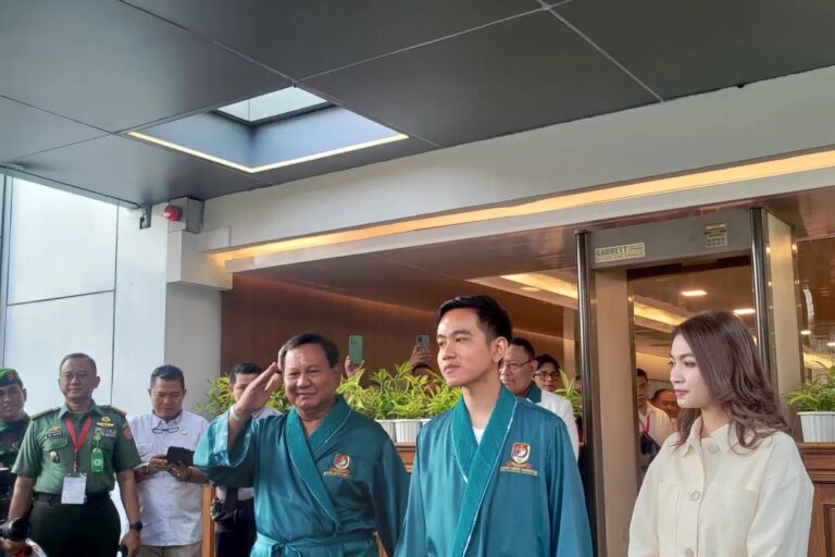 Prabowo-Gibran Hari Ini Lakukan Tes Kesehatan di RSPAD Gatot Subroto, Kampiunnews.com