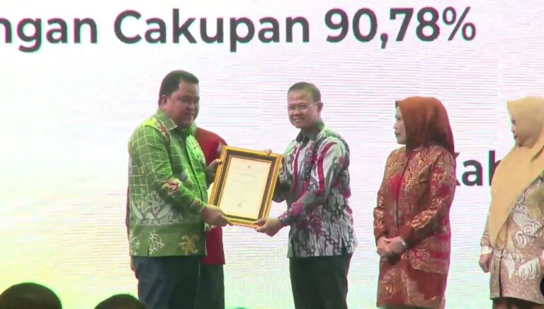 Jakarta Barat Terima Penghargaan Capaian IDL Peringkat 2 Nasional, Kampiunnews.com