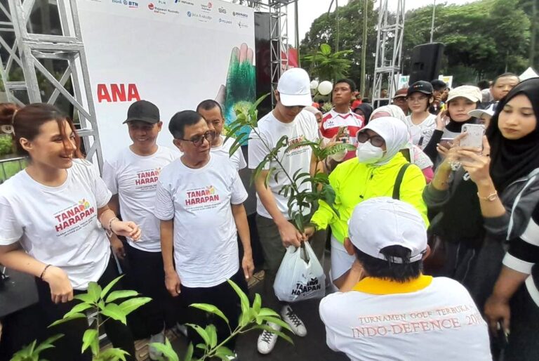 PWI dan Kementerian BUMN Inisiasi Gerakan Tanam Pohon Harapan di HPN 2024, Kampiunnews.com