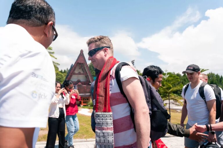 Pembalap Internasional F1Powerboat 2024 Mulai Tiba di Danau Toba, Kampiunnews.com