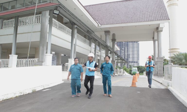 Cek Kesiapan Idulfitri 2024, PLN UP3 Cengkareng Pastikan Keandalan Listrik di Masjid Raya KH. Hasyim Asy'ari, Kampiunnews.com