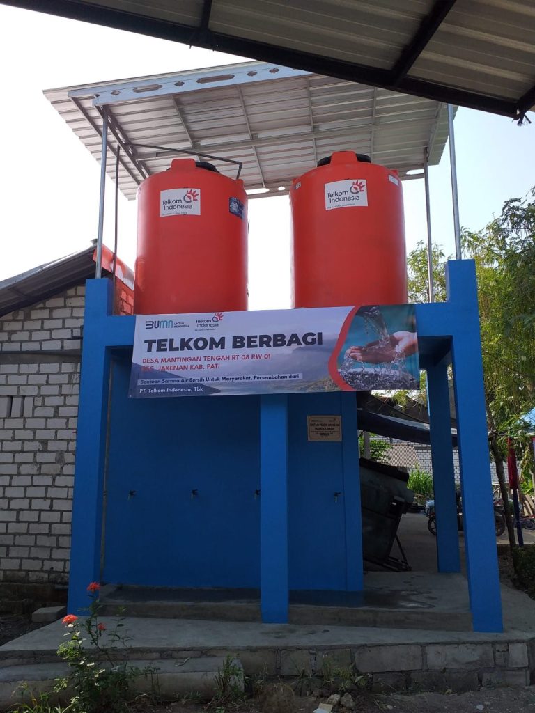 Telkom Salurkan Bantuan Air Bersih dan Sanitasi Layak ke 53 Lokasi