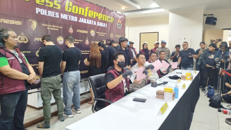 Artis Andrew Andika dan 5 Temannya Positif Gunakan Narkoba, Polisi Sebut Akan Direhabilitasi, Kampiunnews.com