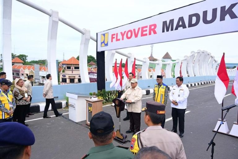 Prabowo Resmikan Flyover Madukoro: Langkah Strategis untuk Meningkatkan Konektivitas dan Ekonomi di Semarang