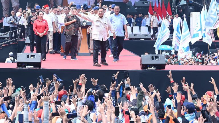 Hadiri Peringatan Hari Buruh Internasional, Presiden Prabowo Bentuk Dewan Kesejahteraan Buruh untuk Hapus Outsourcing, Kampiunnews.com