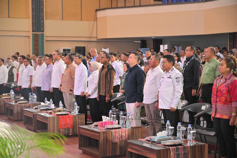 Memutus Rantai Kemiskinan NTT, Mensos Saifullah Yusuf dan Walkot Kupang Luncurkan Program Sekolah Rakyat