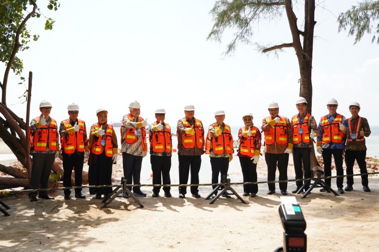 Amsakar Achmad: Nongsa Changi Cable Perkuat Posisi Batam sebagai Pusat Investasi dan Konektivitas Digital Indonesia