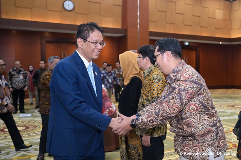 Menkeu Purbaya Yudhi Sadewa Lantik Tiga Pejabat Pimpinan Tinggi Madya Kemenkeu Baru