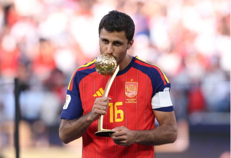 Spanyol Borong Penghargaan Individu Piala Dunia FIFA 2026, Rodri, Unai Simon, dan Pau Cubarsi Ukir Sejarah