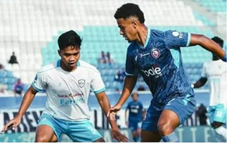 Singo Edan Pesta Gol, Hajar Isenmulang 4-0 di Laga Pembuka Super League