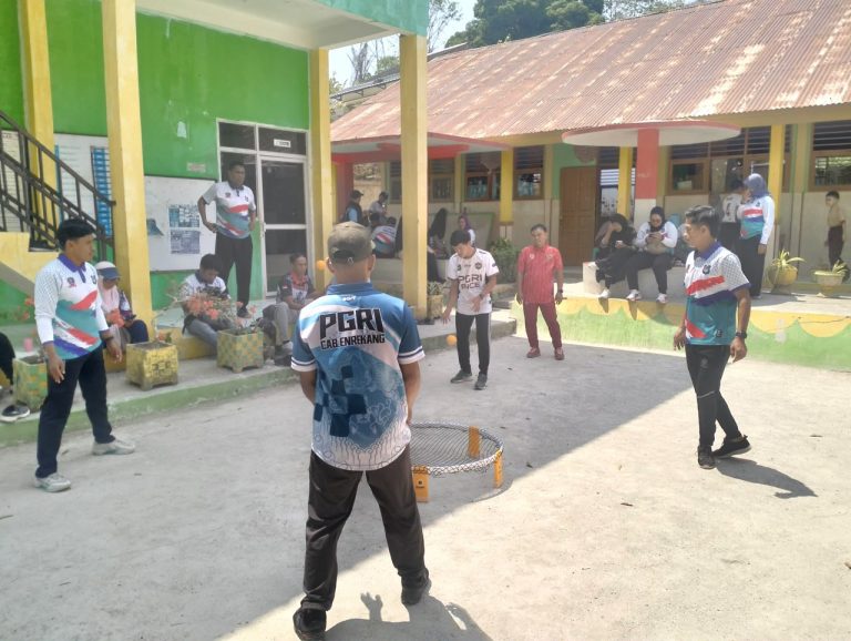 FRI Sulsel Gaspol Sosialisasi Roundnet di Enrekang, Sasar Guru PJOK hingga Mahasiswa