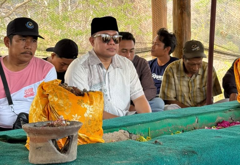 Ada Apa di Balik Pertemuan Trah Aning Patih dan Amir Ma’ruf Khan di Petilasan Selogiri?